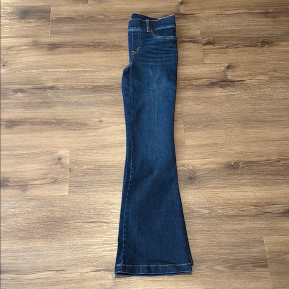 NWOT Woman's SPANXshape™ EveryWear
Flare Jeans. Size S/P - Picture 1 of 4
